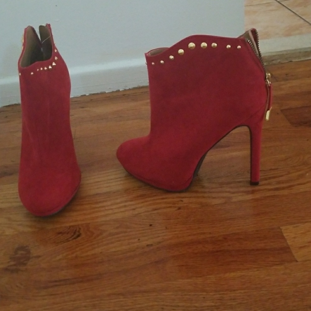 Red suede Mossimo boot